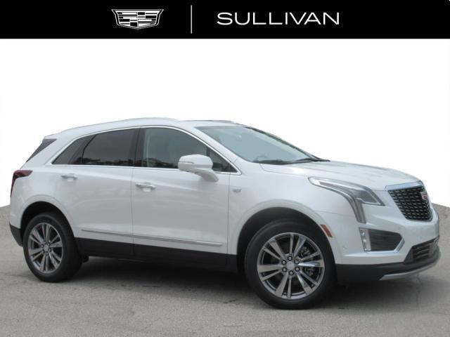 Photo of 2025 White Cadillac XT5