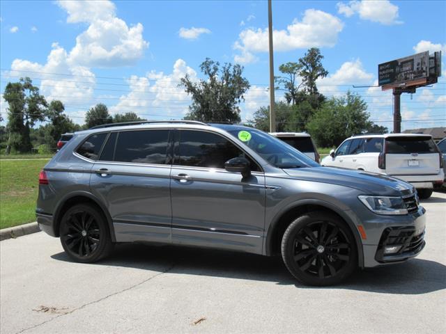 Photo of 2021 Platinum Gray Metallic Volkswagen Tiguan