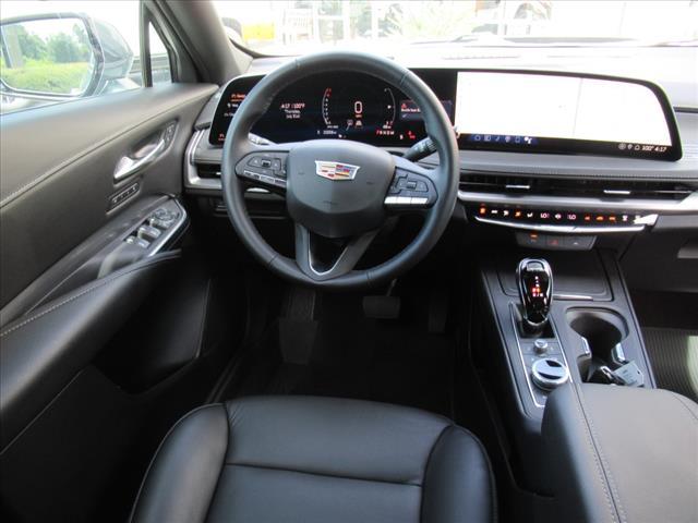 Photo of 2024 Silver Metallic Cadillac XT4