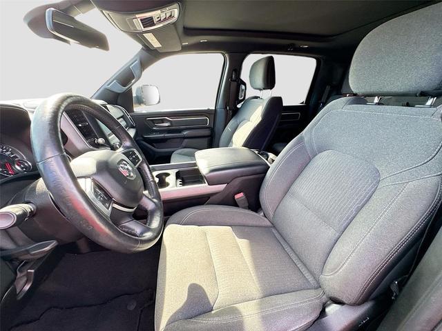 Photo of 2019 Diamond Black Crystal Pearlcoat RAM 1500