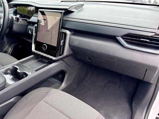 Photo of 2025 Summit White GMC Acadia