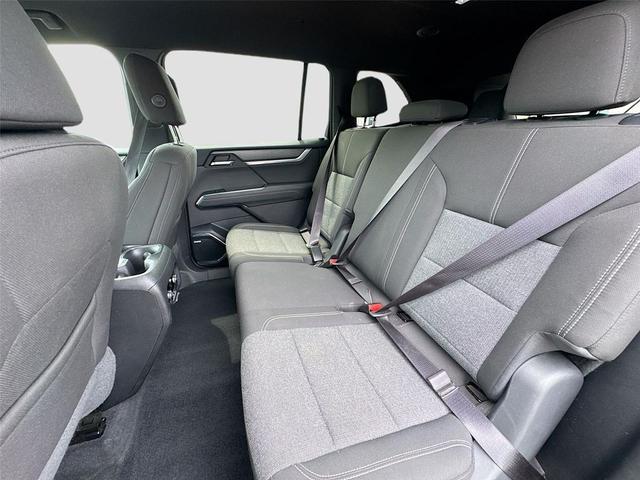 Photo of 2025 Summit White GMC Acadia