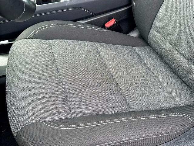 Photo of 2025 Summit White GMC Acadia