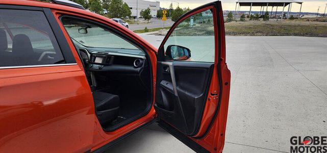 Photo of 2015 Hot Lava Toyota RAV4