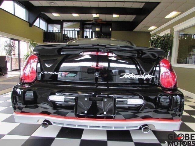 Photo of 2002 Black Chevrolet Monte Carlo