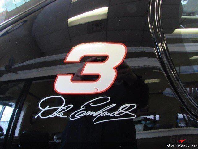 Photo of 2002 Black Chevrolet Monte Carlo