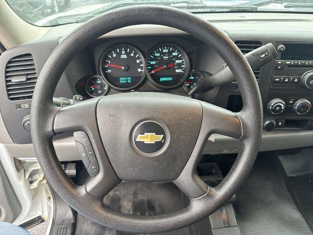 Photo of 2011 Summit White Chevrolet Silverado 1500