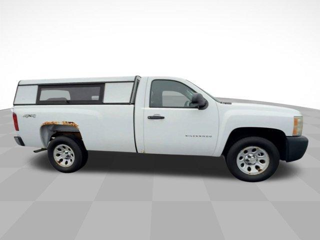 Photo of 2011 Summit White Chevrolet Silverado 1500