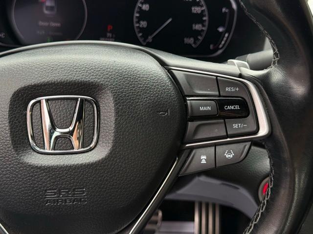 Photo of 2020 Lunar Silver Metallic Honda Accord