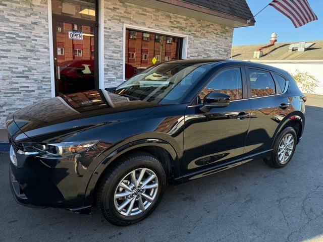 Photo of 2024 Jet Black Mica Mazda CX-5