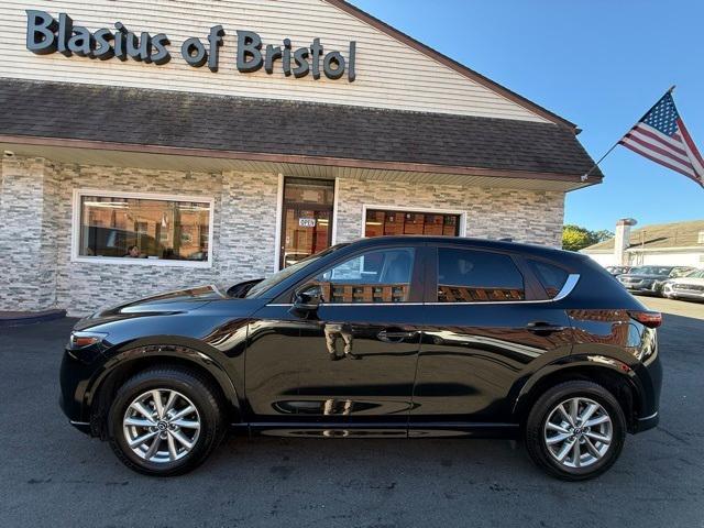 Photo of 2024 Jet Black Mica Mazda CX-5