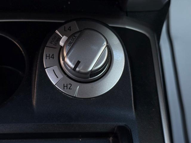 Photo of 2022 White Toyota 4Runner