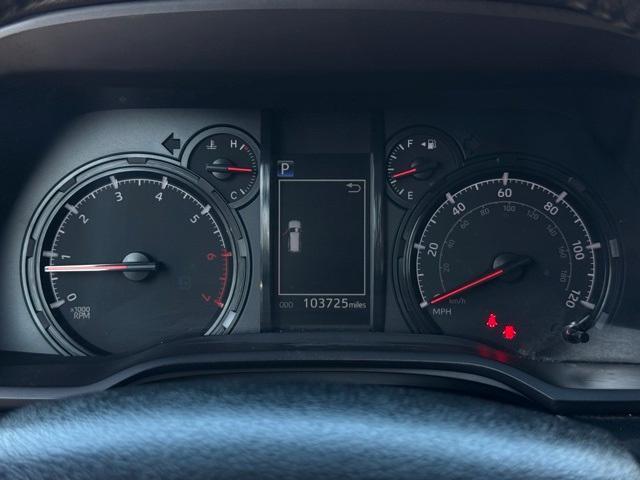 Photo of 2022 White Toyota 4Runner