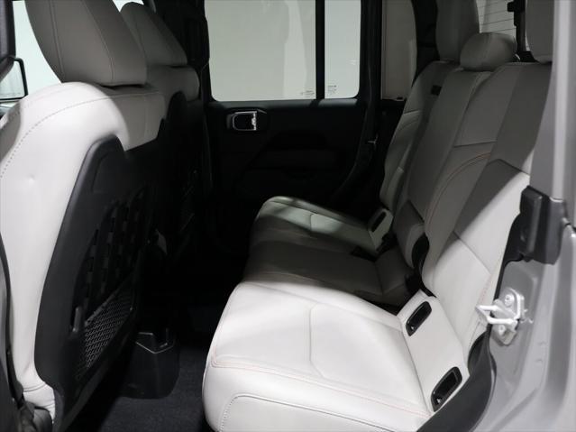 Photo of 2021 Sting-Gray Clearcoat Jeep Gladiator