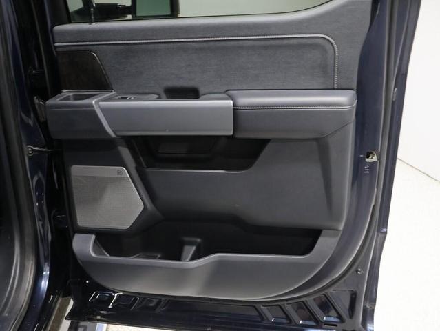Photo of 2024 Antimatter Blue Ford F-350