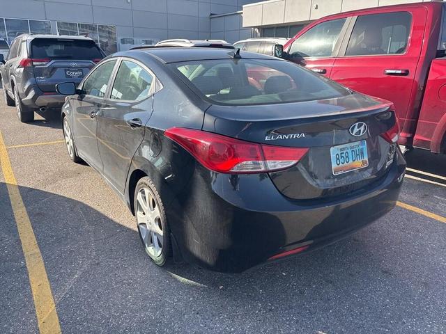Photo of 2012 Black Noir Pearl Mica Hyundai ELANTRA