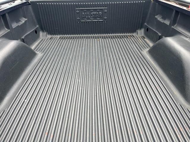 Photo of 2006 Deep Blue GMC Sierra 1500