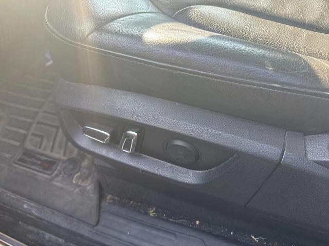 Photo of 2010 Ice Silver Audi Q7