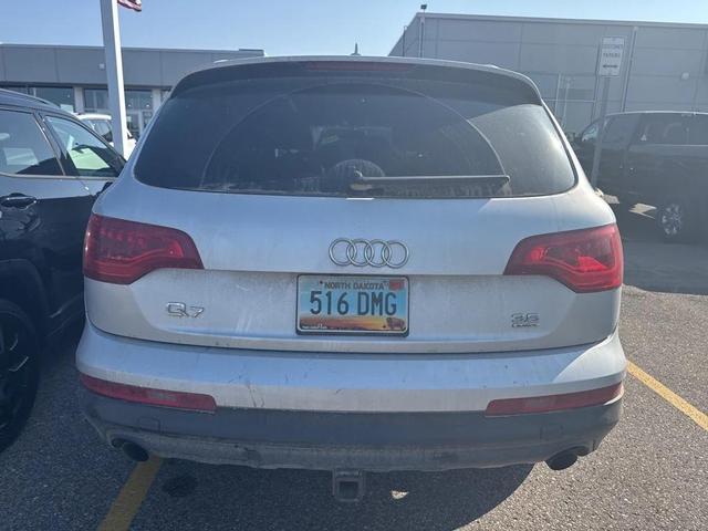 Photo of 2010 Ice Silver Audi Q7