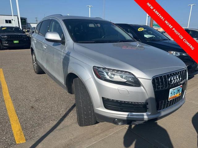 Photo of 2010 Ice Silver Audi Q7