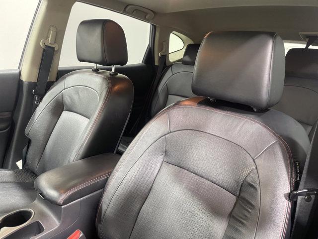 Photo of 2012 Platinum Graphite Nissan Rogue