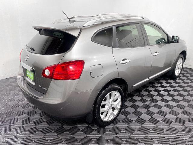 Photo of 2012 Platinum Graphite Nissan Rogue