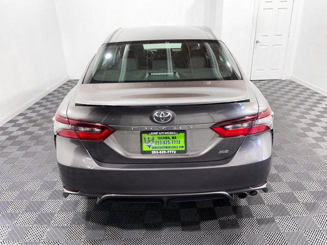 Photo of 2022 Celestial Silver Metallic Toyota Camry