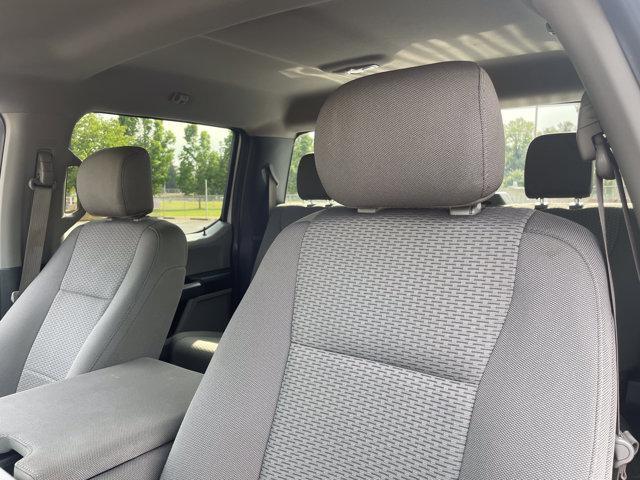 Photo of 2019 Oxford White Ford F-350