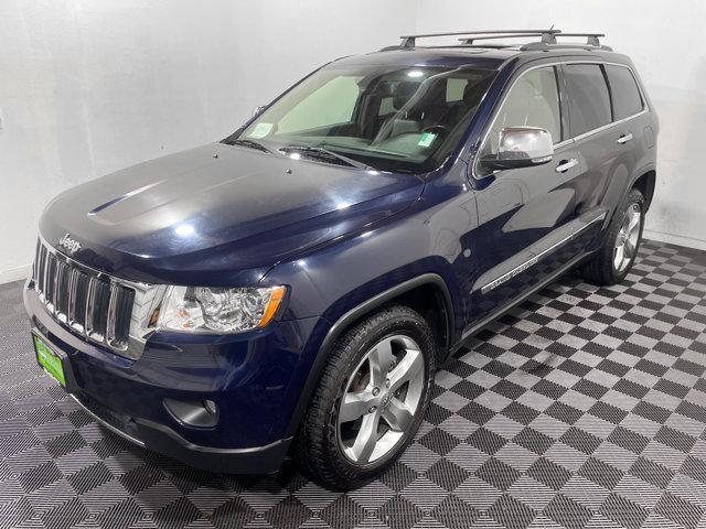 Photo of 2013 True Blue Pearlcoat Jeep Grand Cherokee