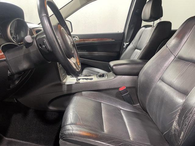 Photo of 2013 True Blue Pearlcoat Jeep Grand Cherokee