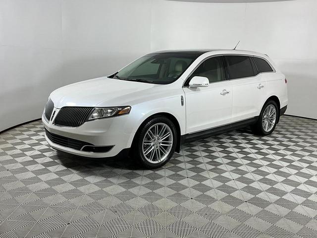 2015 Lincoln MKT