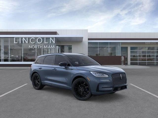 Photo of 2025 Whisper White Lincoln Corsair