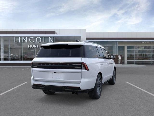 Photo of 2025 Crystal White Metallic Lincoln Navigator