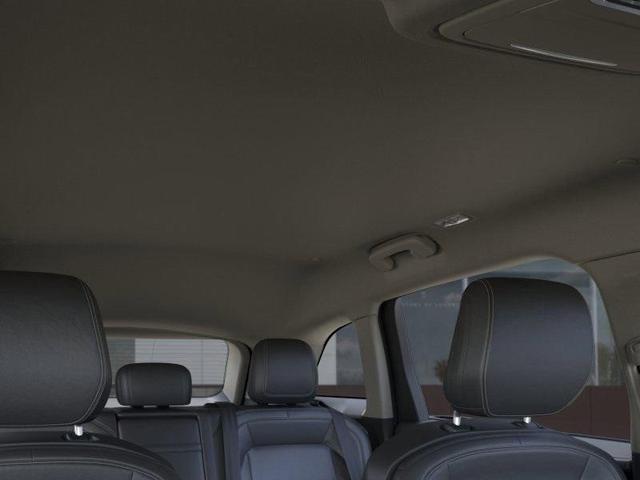 Photo of 2025 Gray Metallic Lincoln Nautilus
