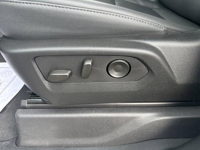 Photo of 2025 Summit White Chevrolet Silverado 2500