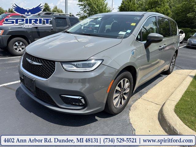 2023 Chrysler Pacifica Hybrid