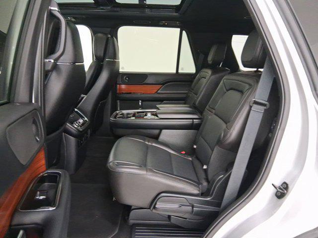 Photo of 2018 Iced Mocha Premium Colorant Lincoln Navigator