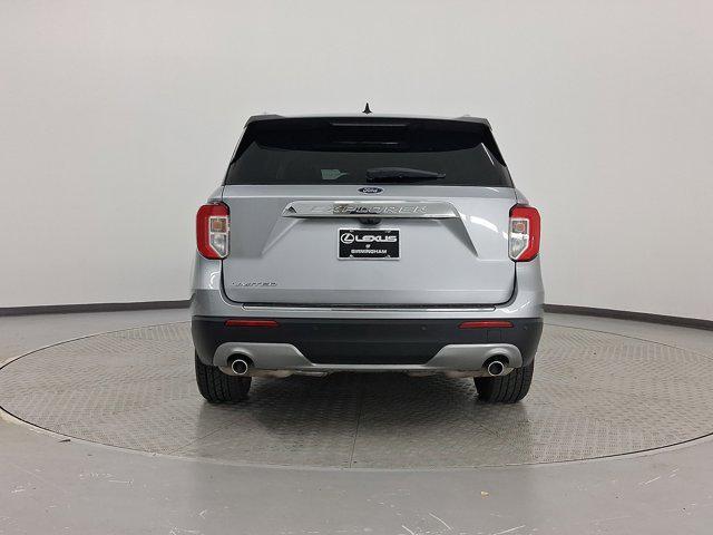 Photo of 2021 Iconic Silver Metallic Ford Explorer