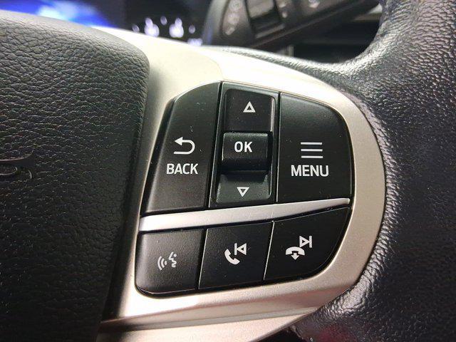 Photo of 2021 Iconic Silver Metallic Ford Explorer