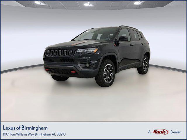 Photo of 2024 Diamond Black Crystal Pearlcoat Jeep Compass