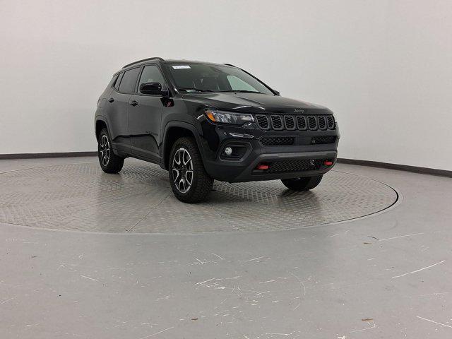Photo of 2024 Diamond Black Crystal Pearlcoat Jeep Compass