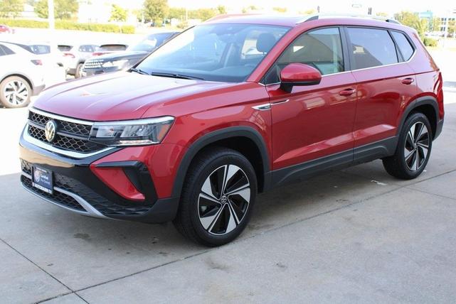 Photo of 2024 Kings Red Volkswagen Taos