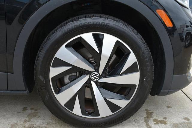 Photo of 2021 Mythos Black Volkswagen ID.4
