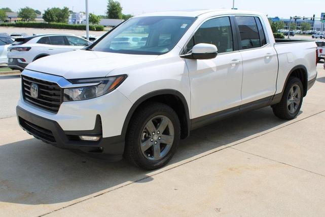 Photo of 2023 Platinum White Pearl Honda Ridgeline