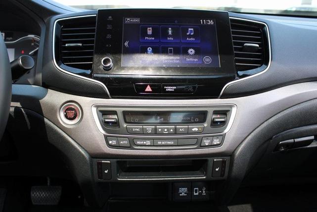 Photo of 2023 Platinum White Pearl Honda Ridgeline