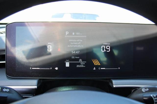 Photo of 2025 Snow White Pearl Kia K5