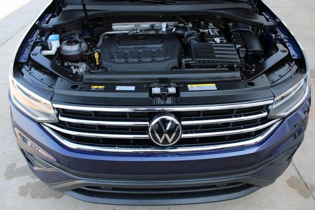 Photo of 2023 Atlantic Blue Volkswagen Tiguan