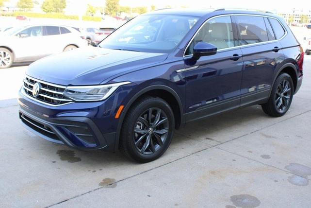 Photo of 2023 Atlantic Blue Volkswagen Tiguan
