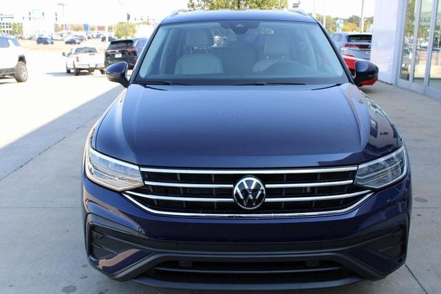 Photo of 2023 Atlantic Blue Volkswagen Tiguan
