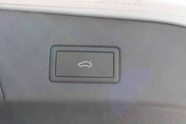 Photo of 2021 Scale Silver Volkswagen ID.4